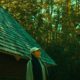 Vuelve Kisuke lanza "Olimpiadas" con un videoclip rodado en el Lago Llanquihue.